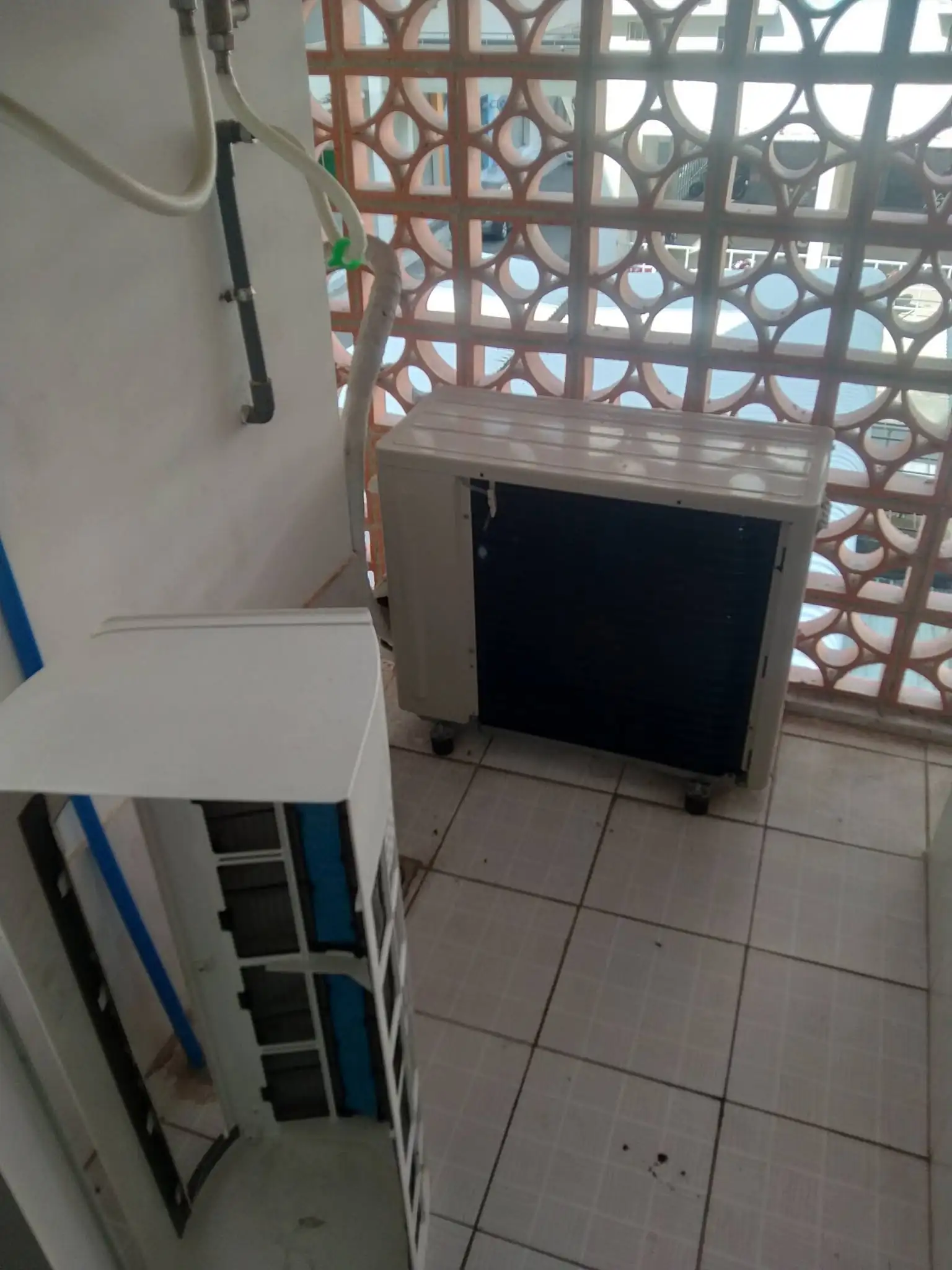vệ sinh máy lạnh