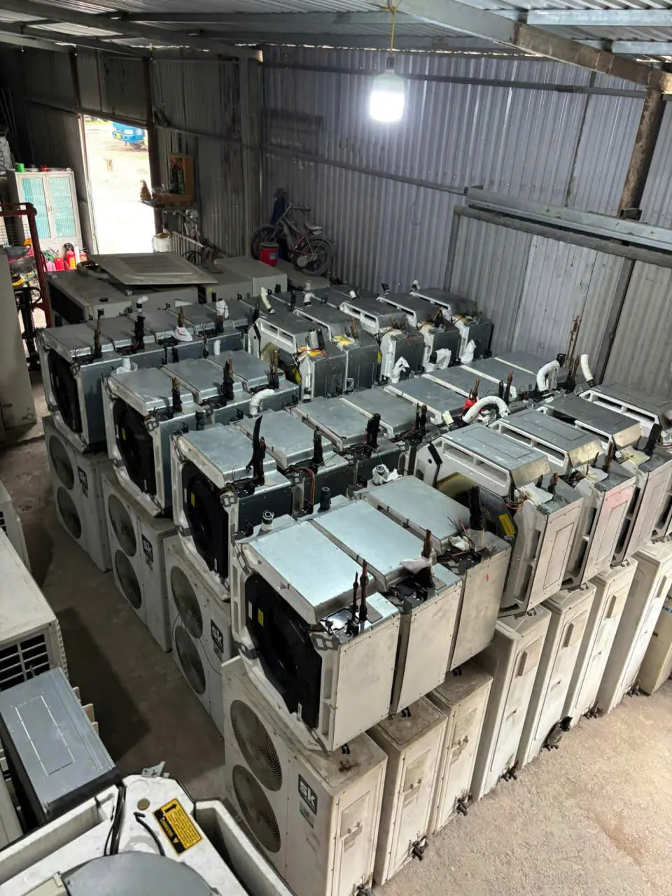 Thu Mua Máy Lạnh Cũ Tại Dĩ An Bình Dương Giá Cao